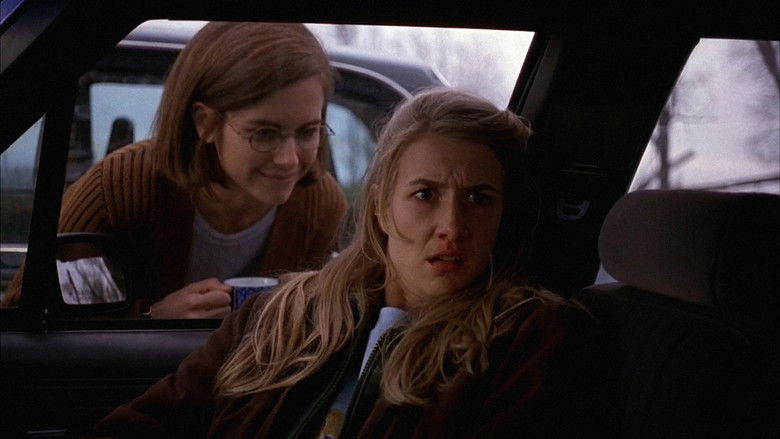 Citizen Ruth still 2