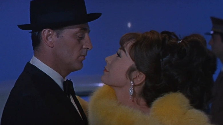 What a Way to Go! still 4