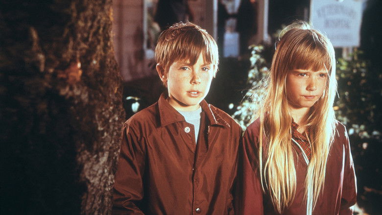 Escape to Witch Mountain still 4