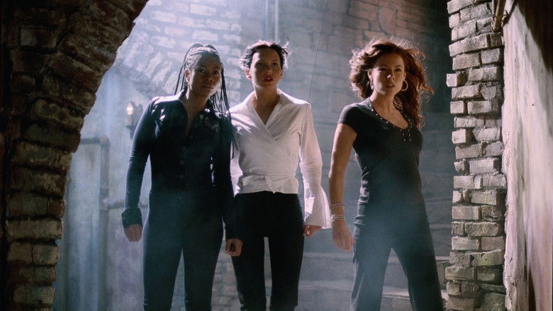 Scary Movie 2 still 3