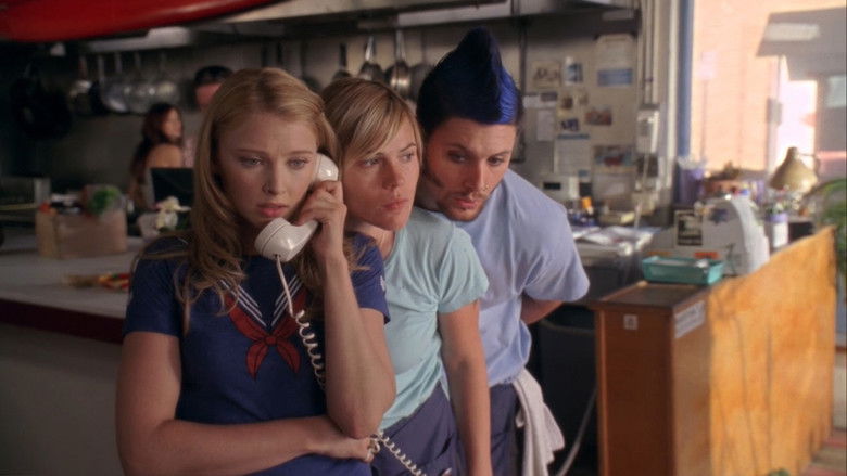 Ten Inch Hero still 2