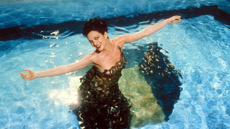 Scarlet Diva still 4