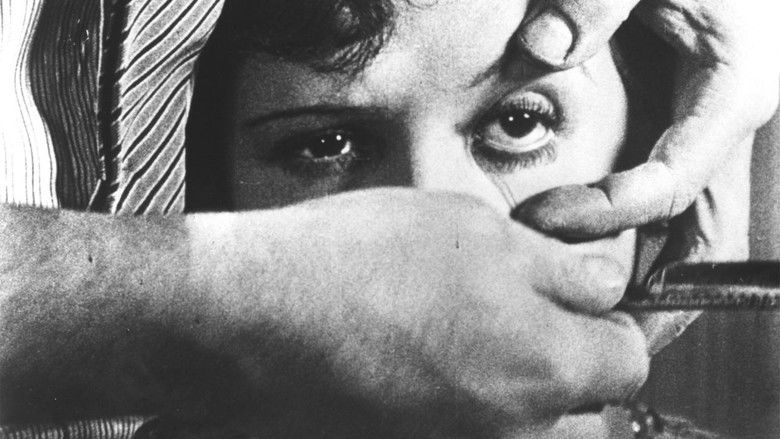 Un Chien Andalou still 3