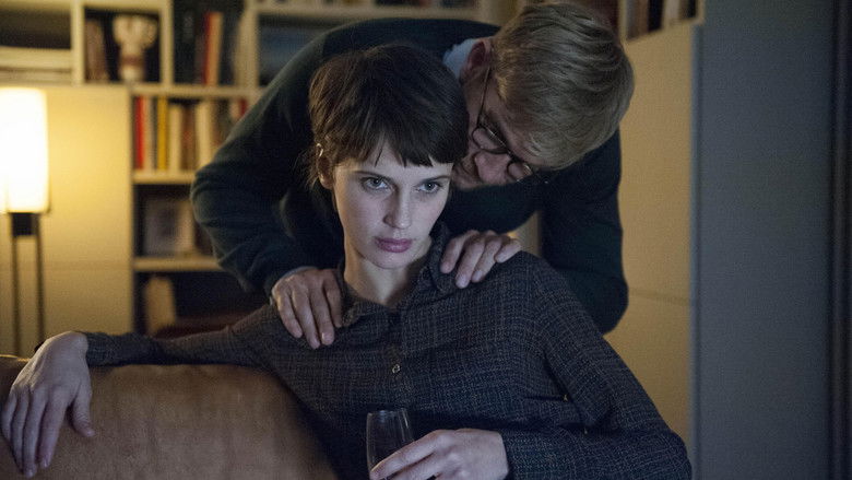 Double Lover still 3