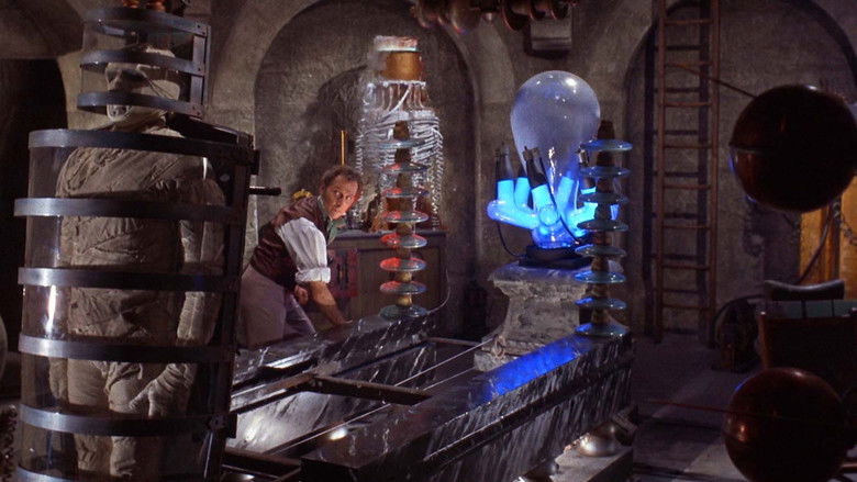 The Evil of Frankenstein still 3