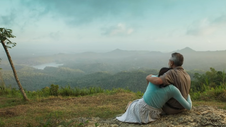 Habibie & Ainun 3 still 4