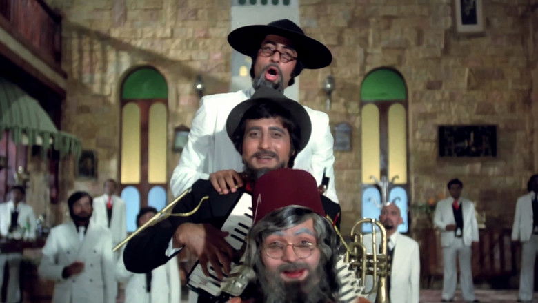 Amar Akbar Anthony still