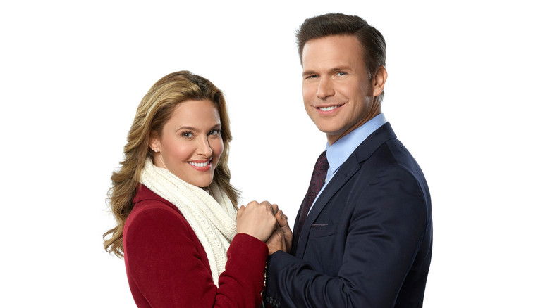 Christmas Wishes & Mistletoe Kisses still