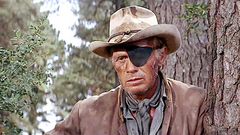 Alvarez Kelly still 4