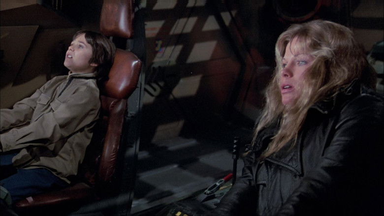 Space Raiders still 2