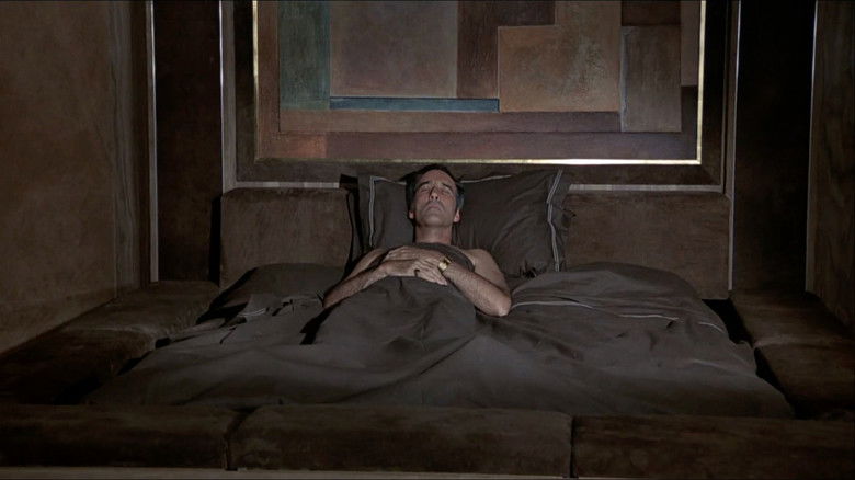 The Man with the Golden Gun still 3