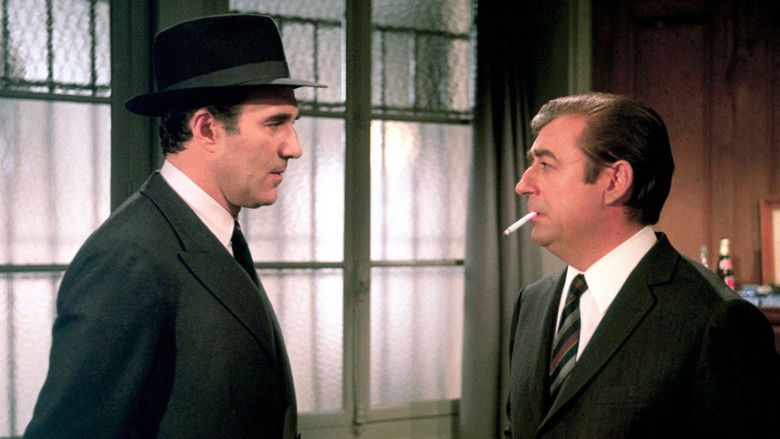 Max and the Junkmen still 4