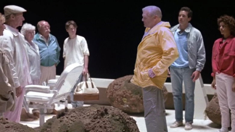 Cocoon: The Return still 3