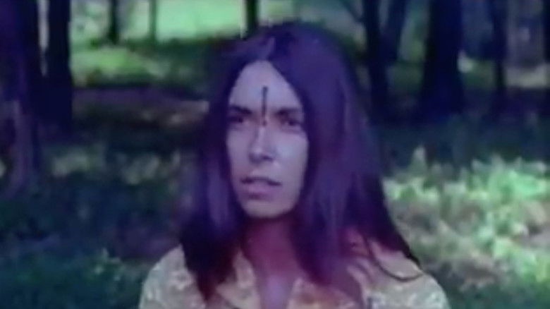 The Girl with the Fabulous Box still 3