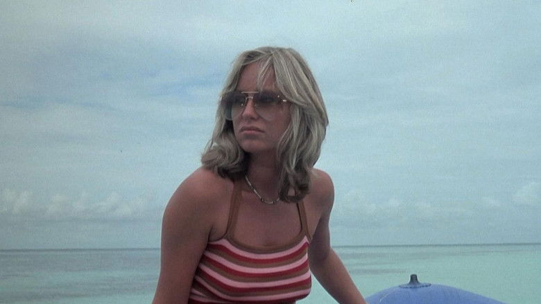 Tintorera: Killer Shark still 1