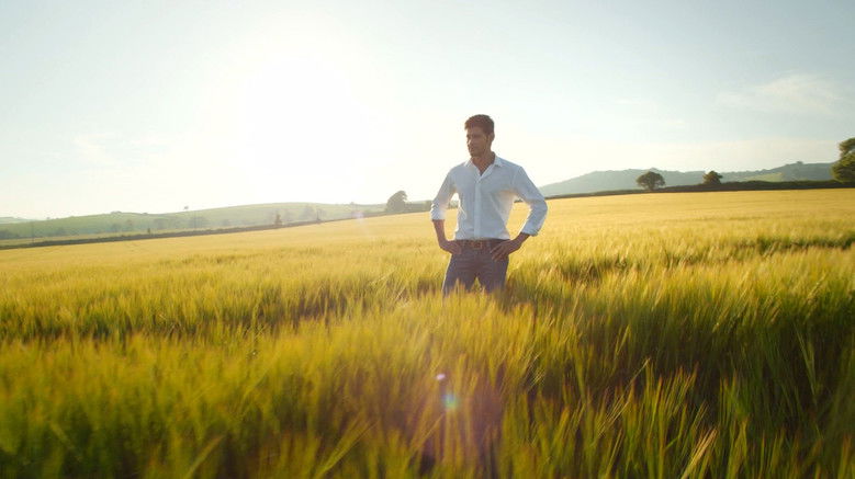 1: Nenokkadine still