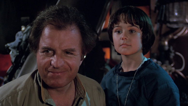 Space Raiders still 1