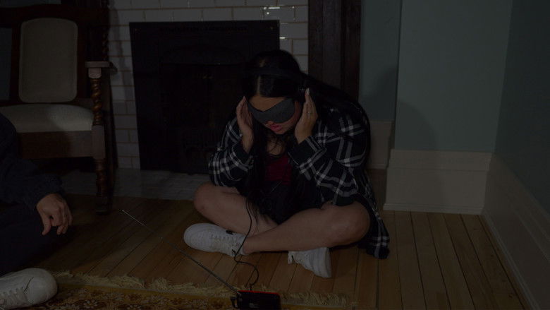 House on Eden still 3