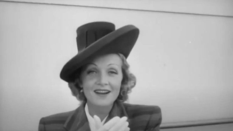 The Fashion Side of Hollywood still 1