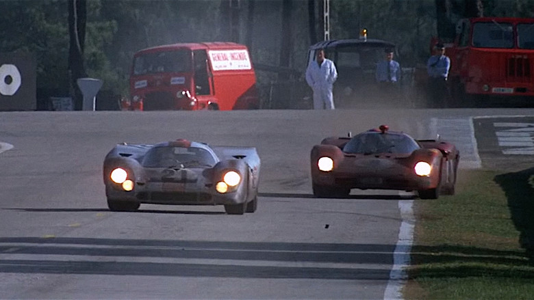 Le Mans still 3