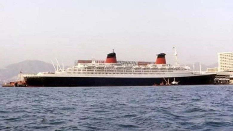 La Grande Aventure du France still 1